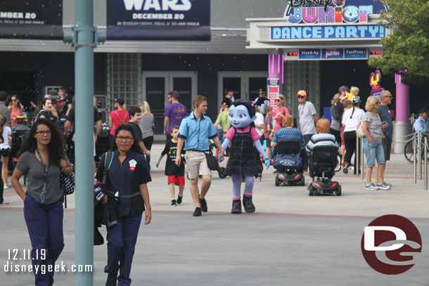 Vampirina making her way to meet guests.