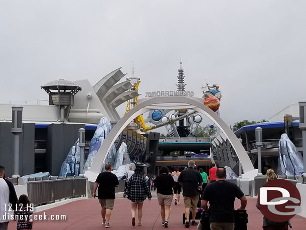 Heading toward Tomorrowland.  The new entrance sign makes me think of Meet the Robinsons.