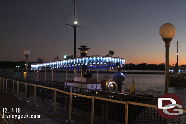 Sunset on the Seven Seas Lagoon as we were leaving.