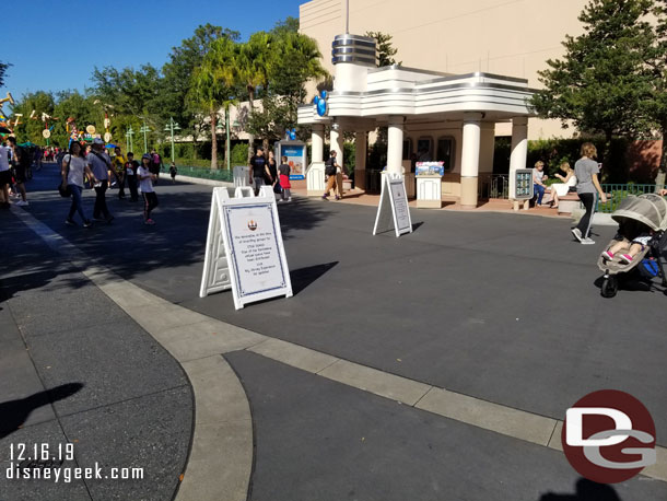 As you walk around the park plenty of A-Frames up telling you there are no more boarding passes for Rise of the Resistance