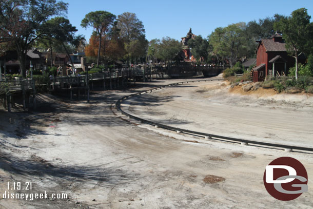 The Rivers of America were drained as renovation work was wrapping up. The river has been drained for several months. There are no walls, scrims or other barriers obstructed your view of the work.