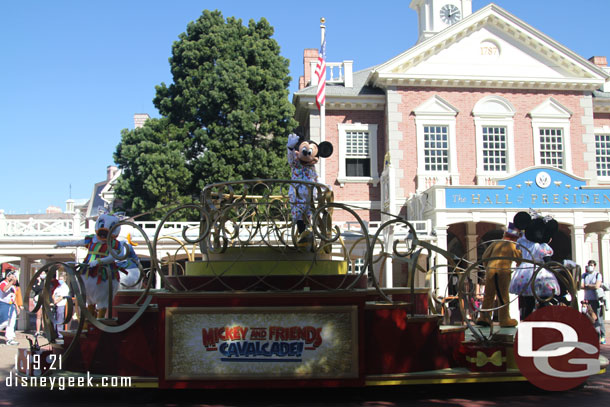 Here is the Cavalcade passing through Liberty Square.