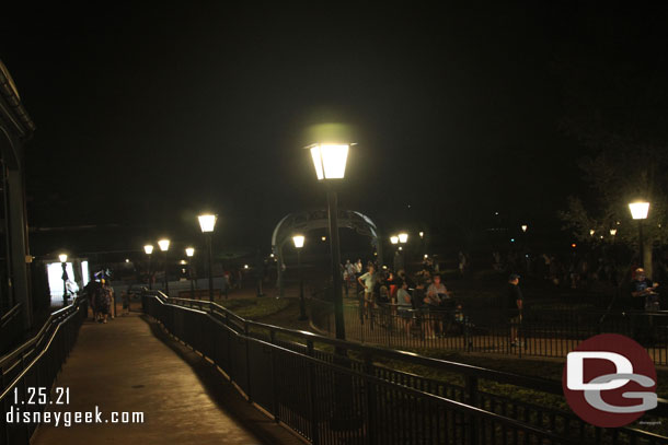 7:32pm - Exiting the Skyliner at the International Gateway.