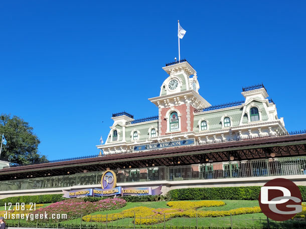 10:05 - In the Magic Kingdom and ready to start my morning.