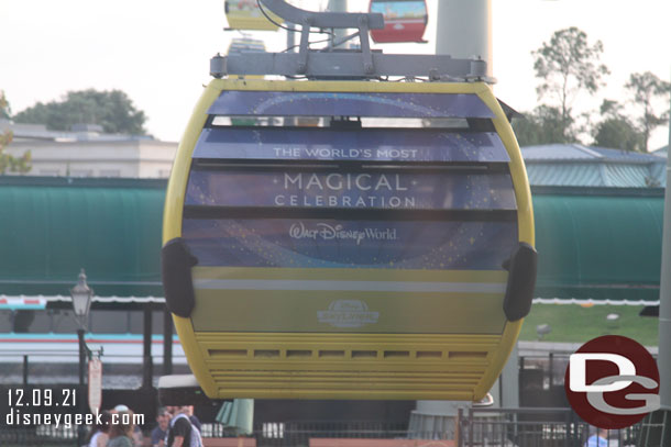 5:03pm - Departing the International Gateway.  We ended up right behind one of the 50th wrapped gondolas.