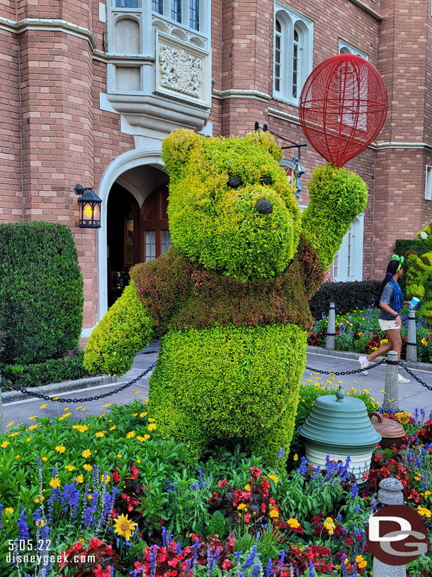 Winnie the Pooh topiaries in the United Kingdom are part of the EPCOT International Flower and Garden Festival