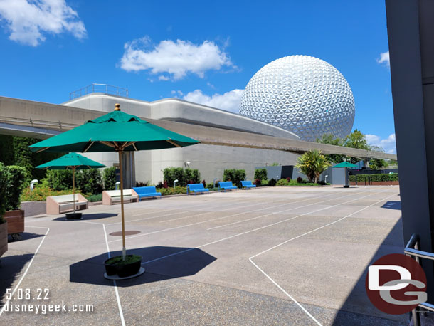 An extended outdoor queue was set up.