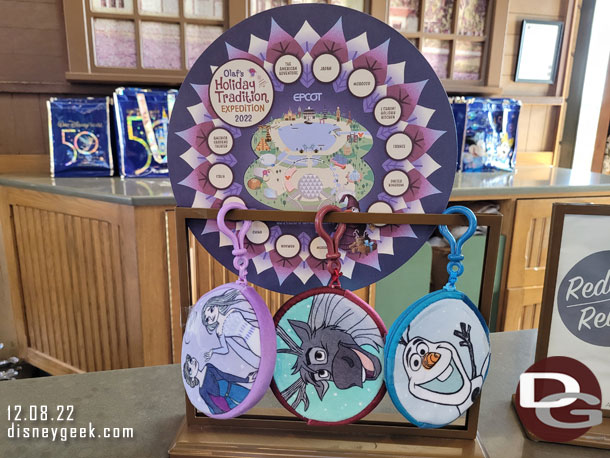 Olaf's Holiday Tradition Expedition game board and prizes