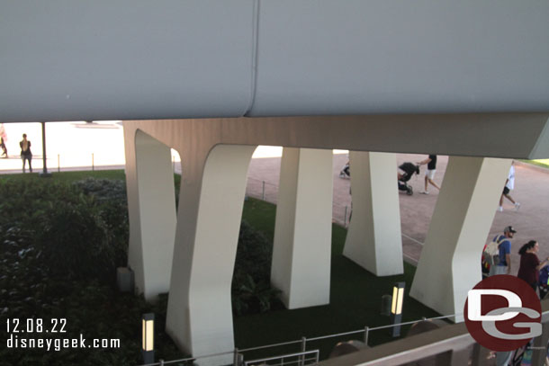 Artificial turf is showing up throughout Walt Disney World in more spots too. Here is some under the Monorail station.