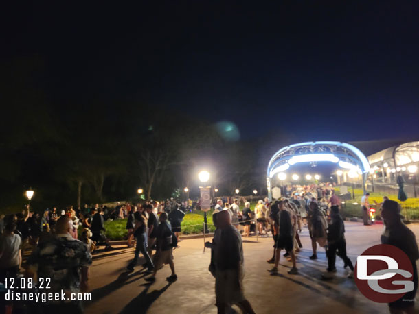 Skyliner queue this evening