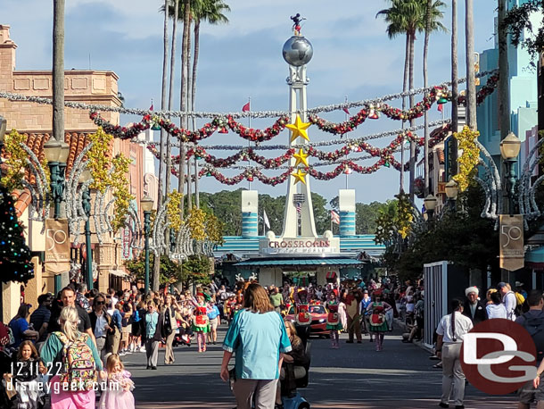 Time for the 11:30am - Santa Claus Merry Motorcade