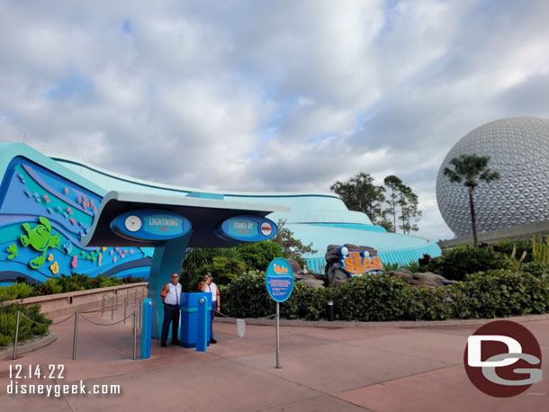 Next up The Seas with Nemo and Friends. Posted at 5 minutes.  Took us almost that because of the long/empty queue to walk through.