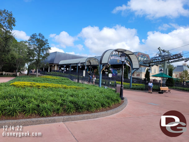 12:30pm - Leaving the park and walking back to the Boardwalk to catch the bus.