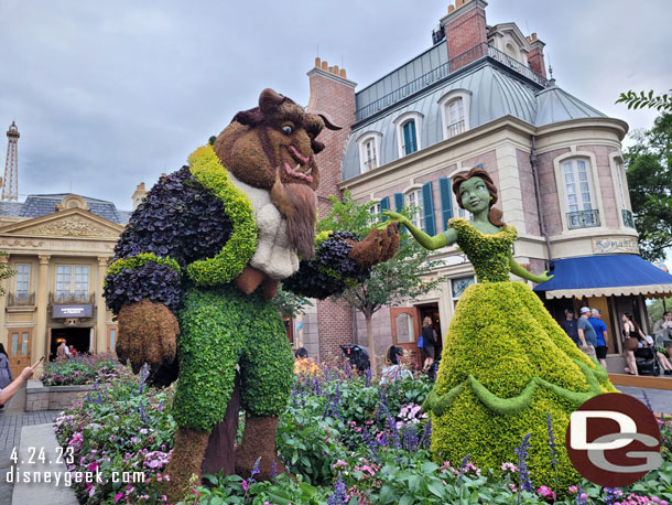 Beauty and the Beast topiaries