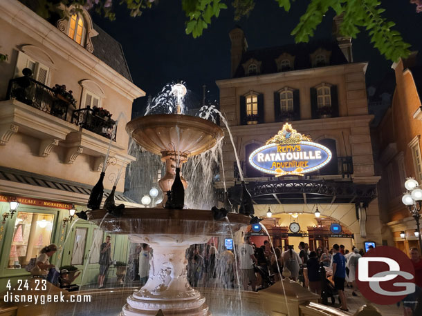 Swung by Ratatouille since it was listed as down to see if it was going to reopen before park closing in 20 minutes.  They had no idea.