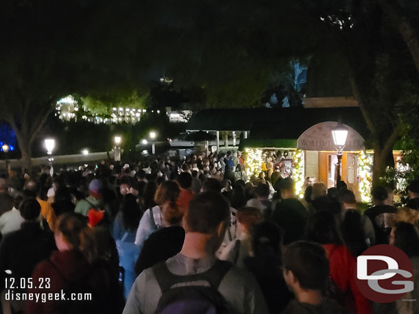 9:54pm - International Gateway was jammed with guests. So it was a slow shuffle down the hill and through the gate.