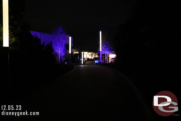 The path back to the gardens was rather dark this evening.