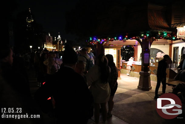 8:10pm - The end of the Standby Candlelight Line was at Germany. 