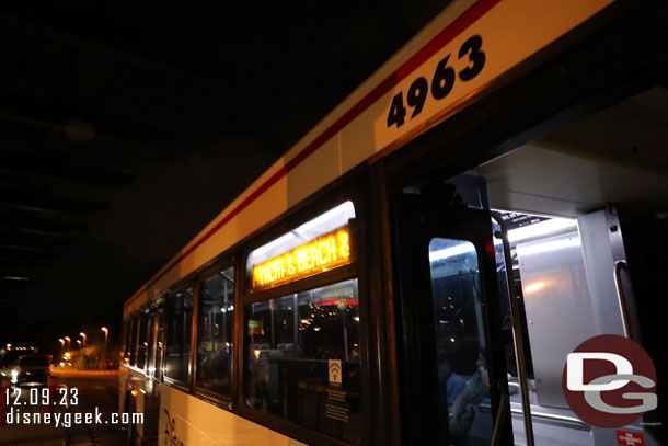 6:26pm - Boarding a bus to the Yacht Club