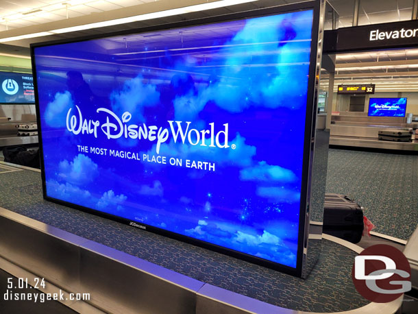 3:58pm - At baggage claim.