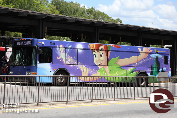Peter Pan Bus