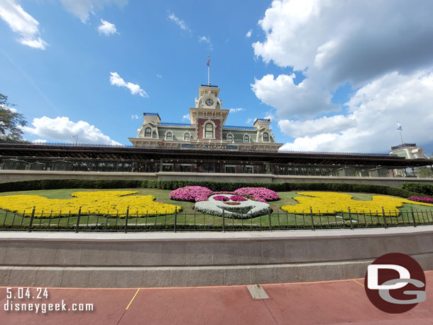 4:00pm - Made it to the Magic Kingdom