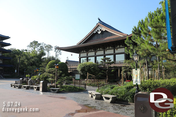 Visiting Japan, had the place to ourselves.  Since nothing was open here, there were not even cast members out. 