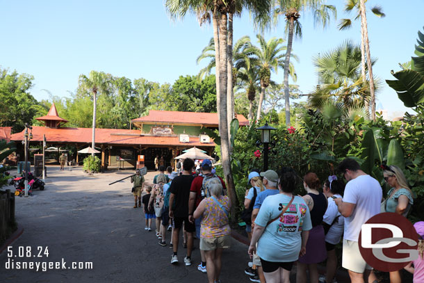 9:02am - Decided to rope drop Jungle Cruise.. as did a number of other guests.