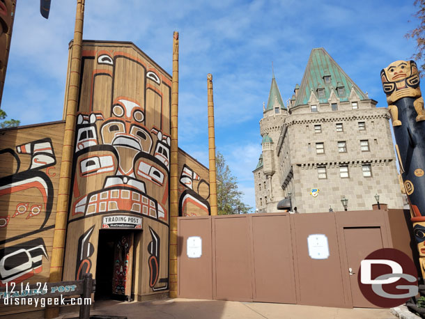 Renovation work going on in Canada. The walkway is blocked at the store entrance.