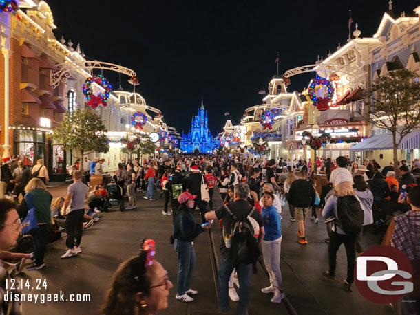 7:33pm - Seems the announcement was referring to the hub area not this part of the street.