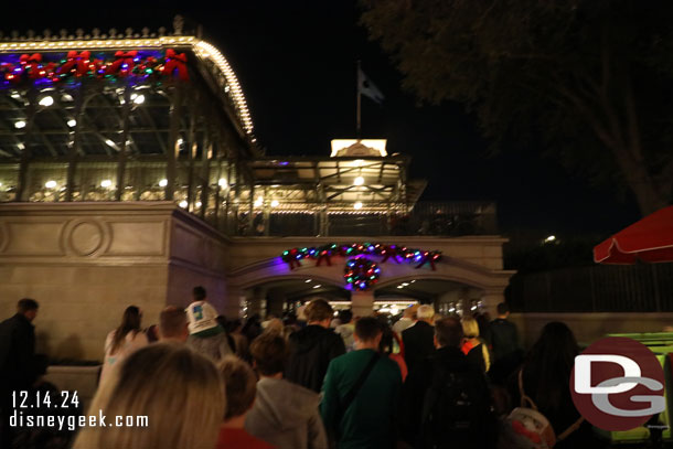 8:19pm - Joining the crowd leaving after the fireworks.