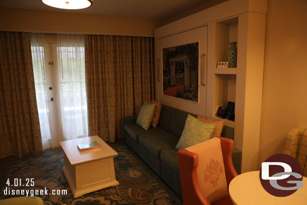 5:17pm - Arrived at our One Bedroom Villa.  This is my first time staying in a recently remodeled room.