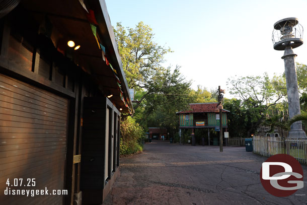 It looks rather empty out here and closed.   Kali River Rapids has a sign saying it does not open till 9am.